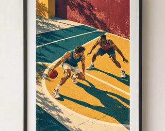Può includere: Una stampa artistica incorniciata che raffigura due giocatori di basket su un campo all'aperto. Un giocatore in maglia blu palleggia un pallone arancione, mentre un altro in maglia rossa difende. Il campo presenta aree gialle e blu.