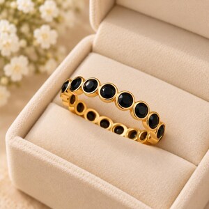 Natural Black Onyx Full Eternity Band, Bezel Setting Round Onyx Ring, Gold Silver Stacking Ring, Delicate Gemstone Anniversary Gift Ring
