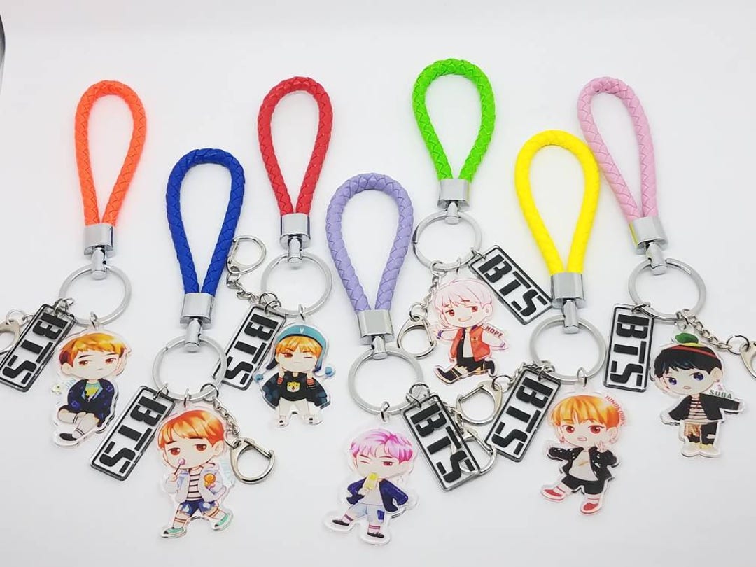 Cute Kpop BTS Bangtan Boys Clear Acrylic BTS Keychain With BTS 4th