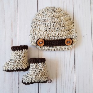 Newsboy Hat and Booties Set - CROCHET PATTERN - Newborn Only