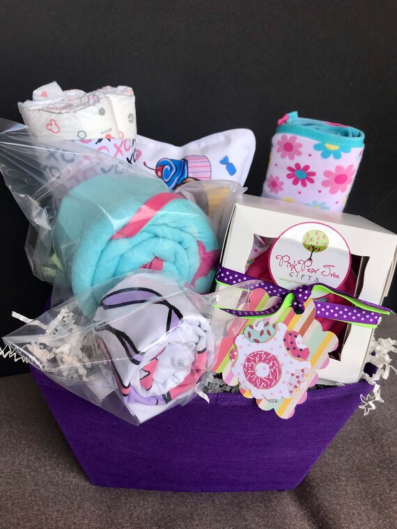 baby shower gift baskets for girl