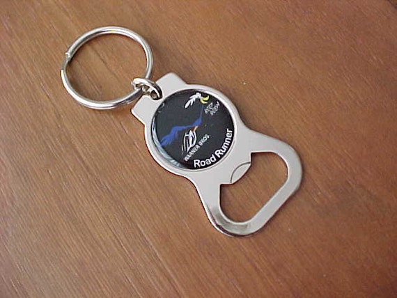 Plymouth Roadrunner Keychain E7
