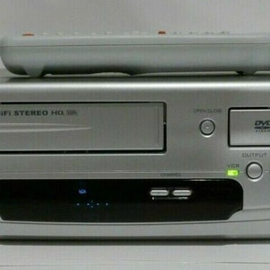 Sylvania DVC860E DVD VCR Combo Vhs Player w/ Remote, Cables & Hdmi Adapter