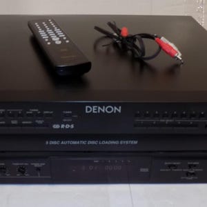 Denon DN-H800 Professional Rack Mountable 5 Disc CD Player Am FM Tuner