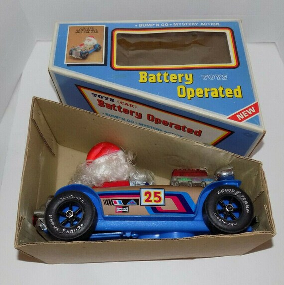 Vintage Bump N Go Santa Claus Musical Tin Car CG-117B Cien