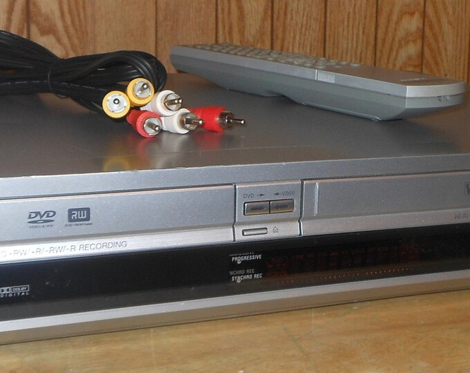 Sony RDRVX500 DVD VCR Combo Dvd Recorder 1 Button Vhs to Dvd Copying