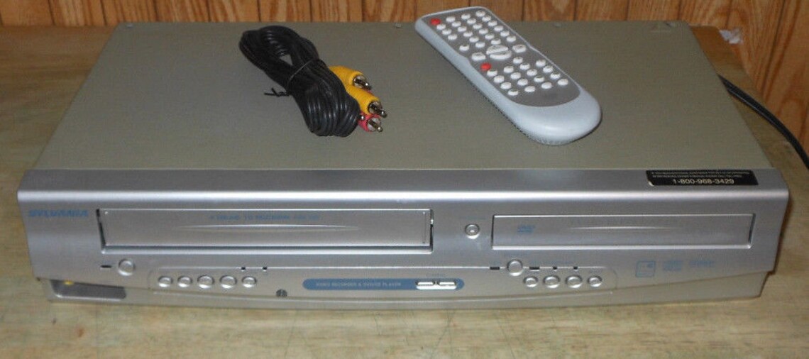 Sylvania DVC841 DVD VCR Combo Dvd Player Vhs Player with