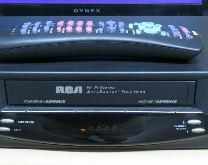 RCA VR702 Hi Fi Stereo 4 Head VHS VCR Vhs Player With Remote and Cables ...