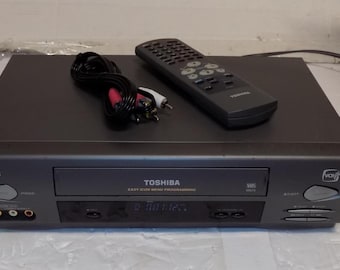Toshiba M-675 Hi-Fi VHS VCR Vhs Player with Remote, A/V Cables & Hdmi Adapter