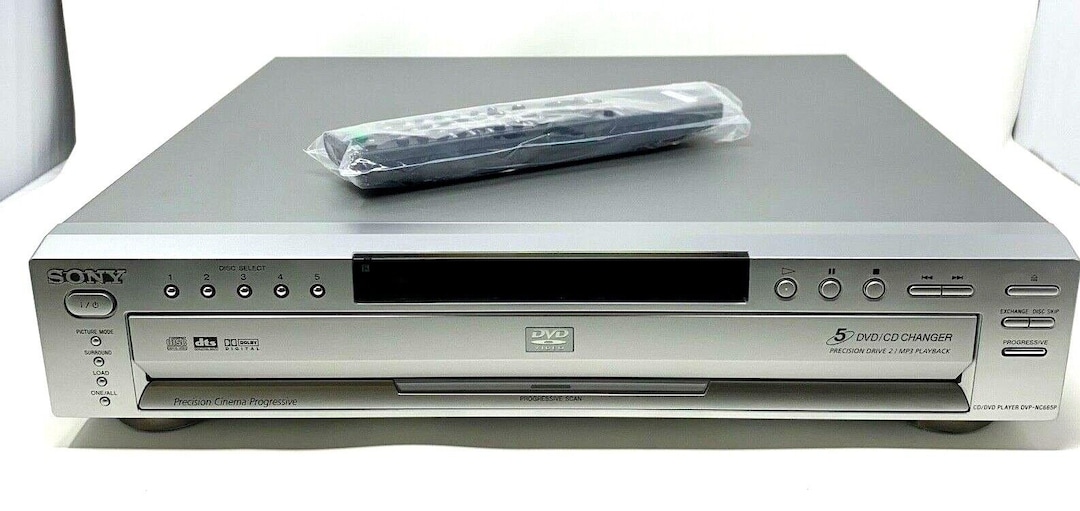 Sony Dvpnc665p 5 Disc CD DVD Player 5 Disc Changer With Remote, Cables
