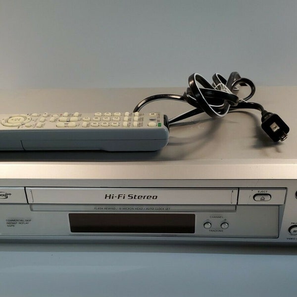 Sony Slv-N700 Hi Fi Stereo VHS VCR with Remote Cables & Hdmi Adapter