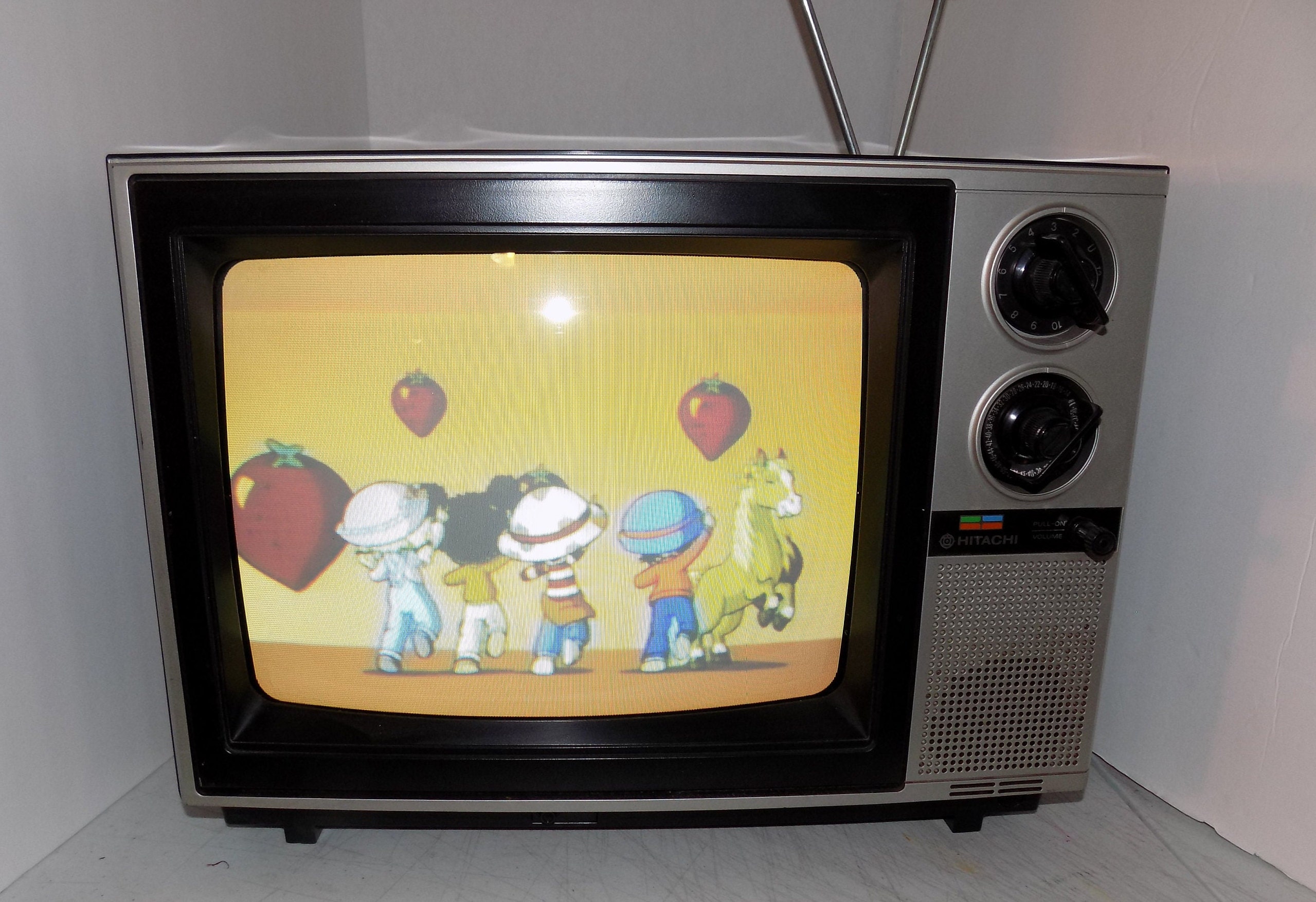 T.V ZX Spectrum 48K on a Panasonic TC2203 : r/crtgaming