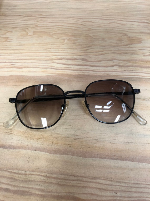 Small square sunglasses - image 4