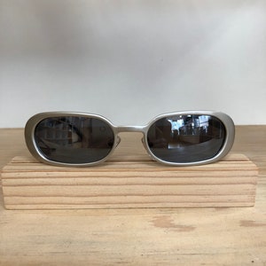 Rectangular vintage sunglasses