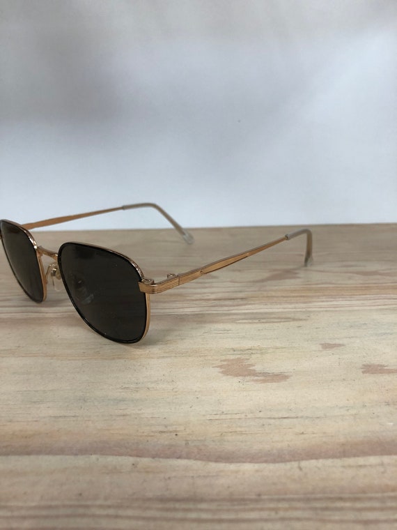 Small square sunglasses - image 2