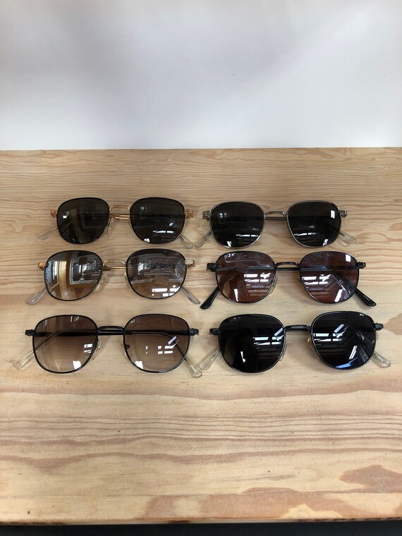 Small square sunglasses - image 8