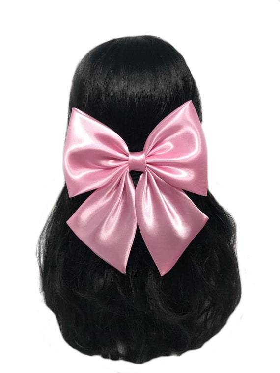 Baby girl bows - Hair Ties & Styling Accessories, Facebook Marketplace