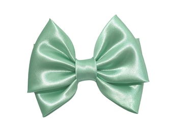 Lazo para el cabello de satén color menta para niñas. Hecho a mano en tela de satén color menta. Lazo para el cabello para niñas y mujeres. Lazos color menta para niñas en diadema de nailon. Lazos para el cabello.
