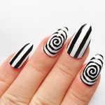 Burton Stripe and Swirl Fake Nails / Halloween Nails / Stiletto Nails / Press on Nails / Goth Nails / Acrylic Nails 