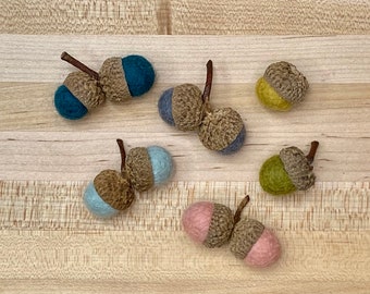 Wool Felted Acorns - Set of 10 - Autumn Decor - Fall Colors - Autumn - Thanksgiving - Halloween - Fall -Winter - Wedding Decor - Handmade