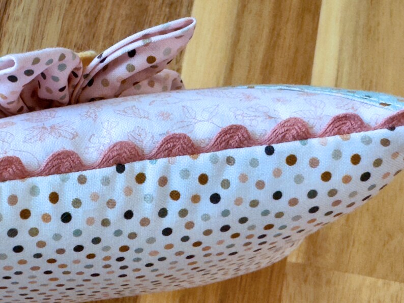 Limited 3D Floral Pincushion - Bowl Filler - Pin Pillow - Tiny Pillow - Stitching Pincushion with Pocket and 3D Flowers - Rick Rack Edging