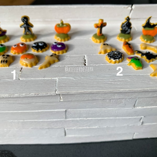 Lot de 10 cookies miniatures en pâte polymère, thème Halloween, décor au choix