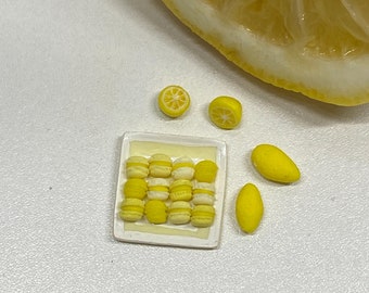 Miniatuur bitterkoekjes in polymeerpasta, citroen- en vanillegeur