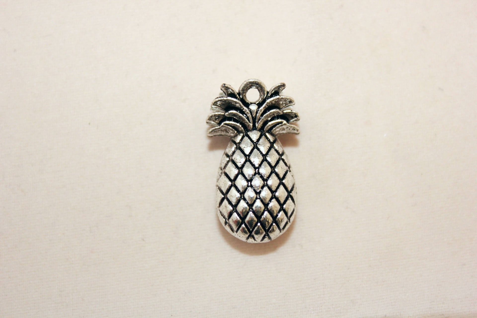 15PCS Silver Alloy Yellow Pineapple 25x14mm Charms Pendant DIY Making Findings 