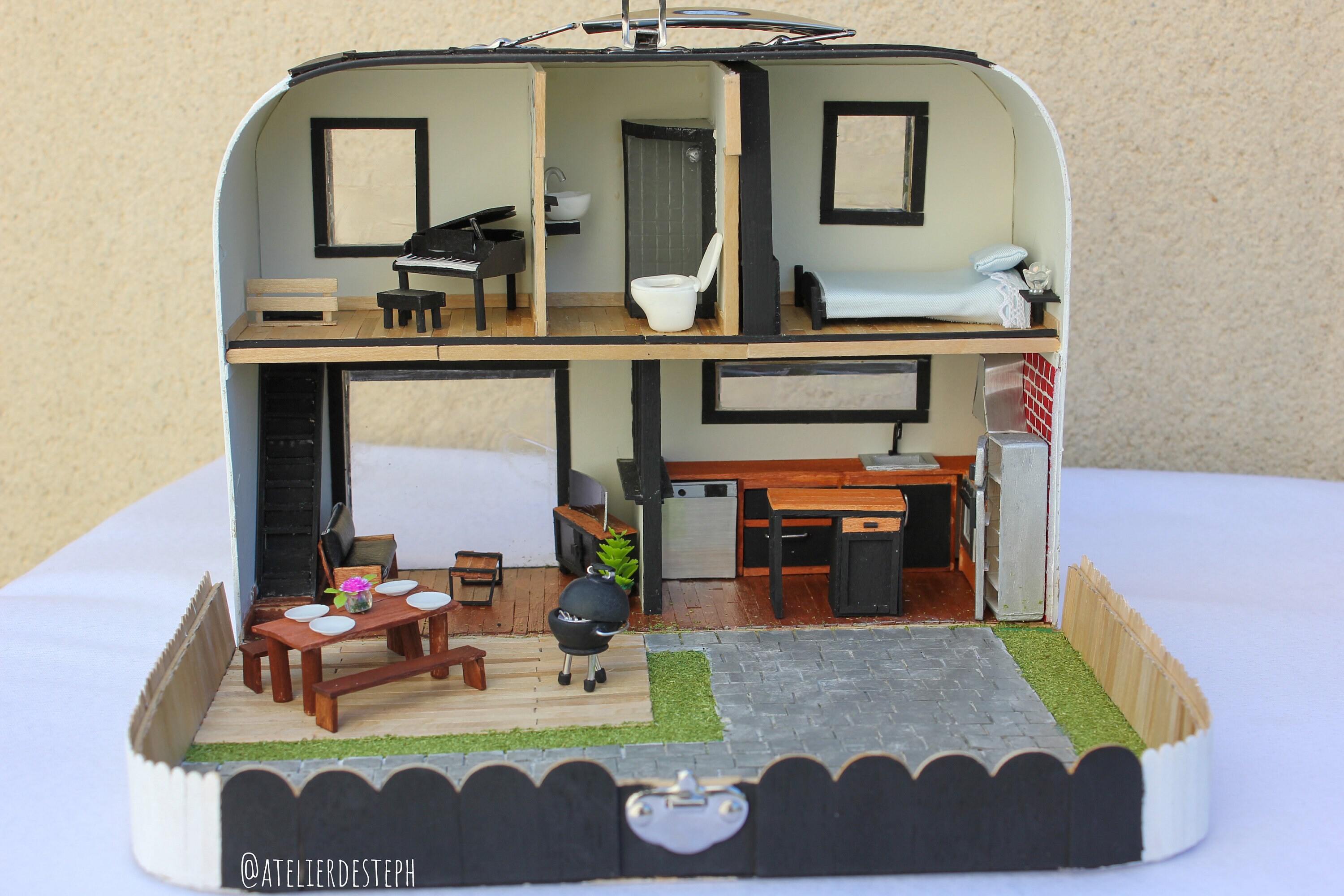 Maison de poupée avec Piano Miniature avec tabouret, modèle d'instrument de  musique, jouet d'éducation précoce, cadeau pour enfants, 1/6 1/12 -  AliExpress