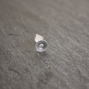 Lot 50 supports de boucles d'oreille puce 12x6 mm en métal argenté et leur embout image 5