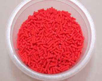 Vermicelles artisanaux couleur rouge indien en pâte polymère