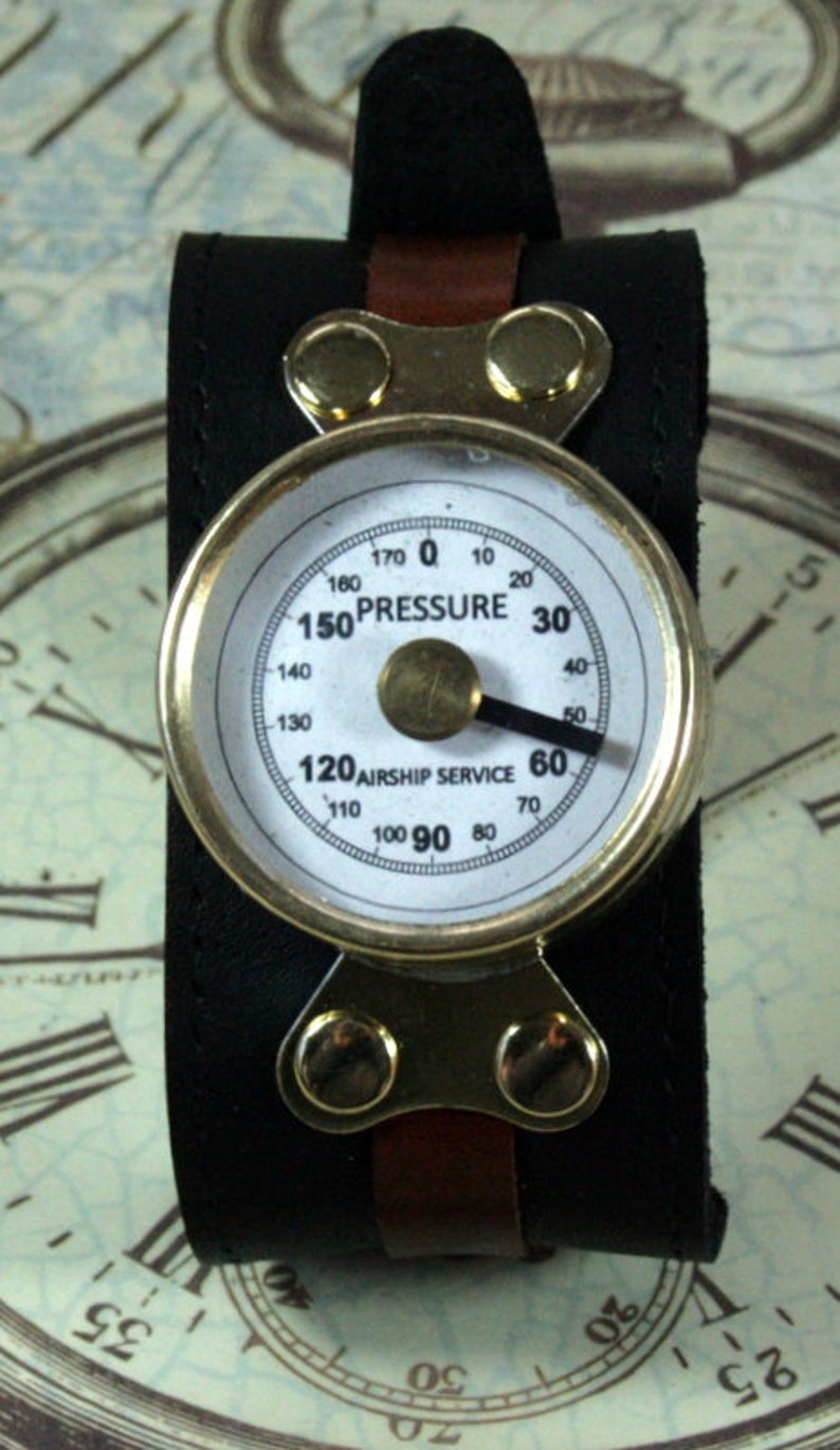 Pressure gauge wrist cuff, Steampunk wrist cuff, black leather cuff, brown leather cuff, LARP instrument bracer, Cosplay Accessory image 5