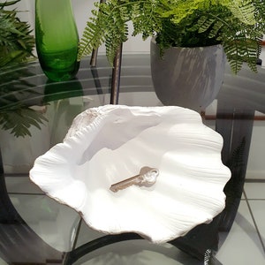 Clam Shell Bowl: Coastal Beach Figurine, Gold Clam Dish, Keepsake Holder, Shells, Bathroom Decor,