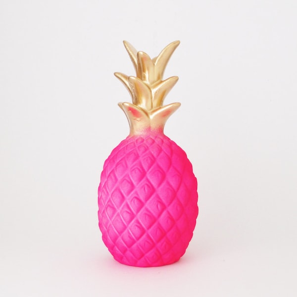 Pineapple, Pink Pineapple, Pineapple Decor, Pineapple Sculpture, Fruit, Pineapples, Tropical Decor, Pineapple, Pineapple Figurine,