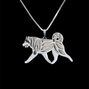 Bijoux de mouvement Malamute Alaskan - pendentif et chaîne en argent sterling.