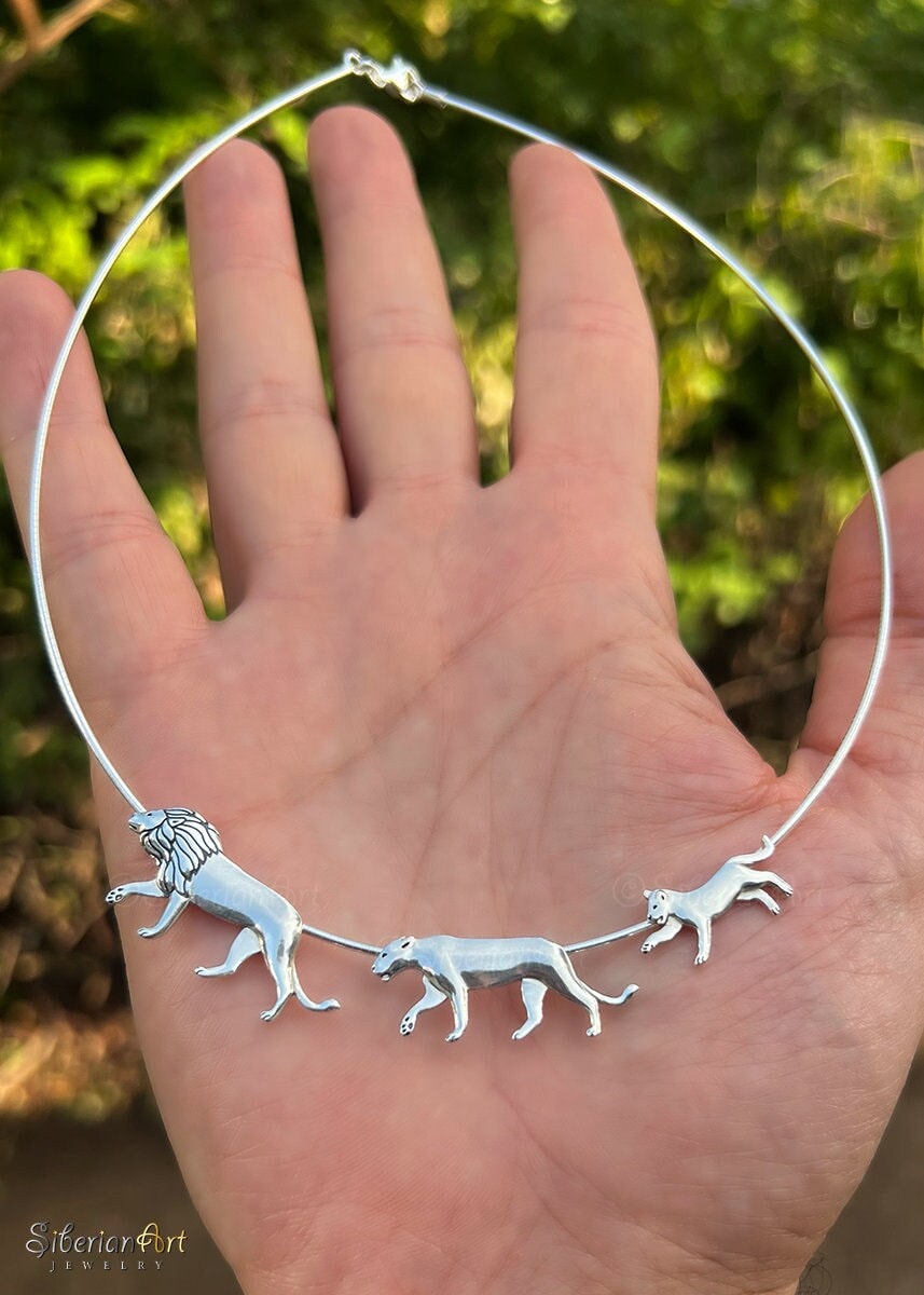 Siberian art jewelry top