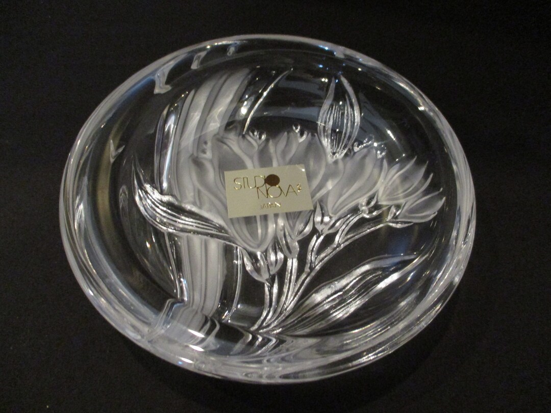 Mikasa Studio Nova Glass Bowl With Frosted Iris Design, Candy Bowl