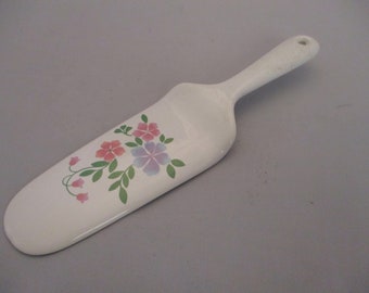 CLEARANCE-Vintage Glazed Ceramic Pie or Cake Server with Colorful Flower Design, Utensil, Dining, Tableware