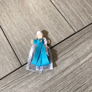 Elsa Inspired Ribbon Sculpture Hair Clip