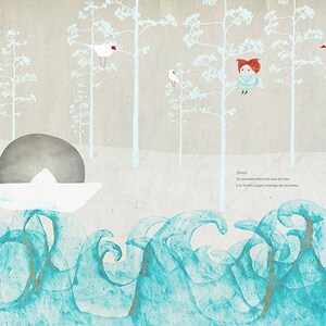 Puede incluir: Un barco de papel blanco flota sobre olas azul turquesa, con un círculo gris detrás.  Pájaros blancos están posados en las ramas de árboles blancos.  Una niña con cabello rojo se sienta en una rama, vestida con un vestido azul. El texto dice: "[Dorsal]  Te encuentro entre las olas del mar y te invito a jugar conmigo en mi arena."