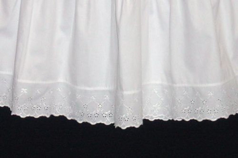 Vintage Style White Cotton petticoat Broderie Anglaise trim Sizes 6-22 Available Wedding,Bridesmaid,Steampunk, Goth,Rockabilly Bild 4