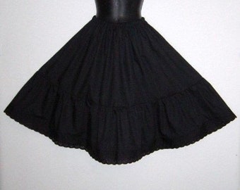 Enagua de algodón negro estilo vintage Broderie Anglaise trim Tamaños 6-22 Disponible Boda, Dama de honor, Steampunk, Goth, Rockabilly