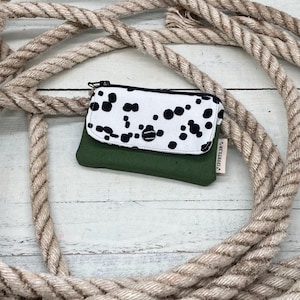 Monedero pequeño “DOTS” verde