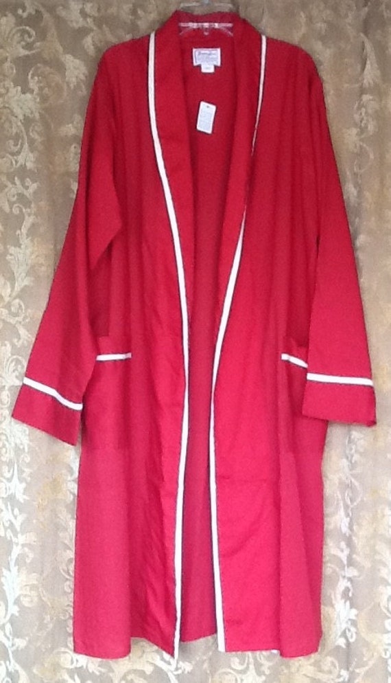 red Van husen cotton robe - image 4