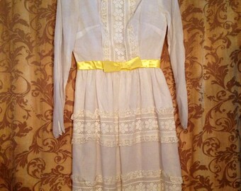 Vintage dress Vicky Vaughn vintage Junior linen dress size girls 12 adult size 2 in pristine condition