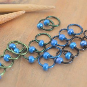 Snag Free Knitting Stitch Markers: Will-o&#39;-the-Wisp, Beaded Wire