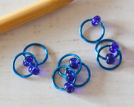 Stitch Markers - POP of Blue - Dangle Free, Snag Free Knitting Stitch Markers - Multiple Sizes Available