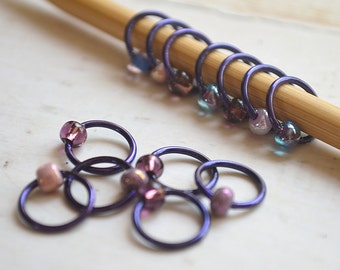 Purple Passion / Stitch Markers - Dangle Free Snag Free Knitting Stitch Markers - Small Medium Large Sizes Available