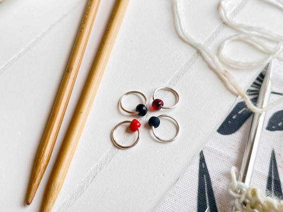Mini/Raglan Set of 4 Snag Free Stitch Markers - Knitting Gift - Raglan Knitting - Knitting Notions - Pick Your Size - Shades of Black & Red