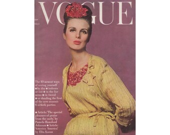 Vogue US Dec 1962 Original Vintage Fashion Magazine - Etsy Canada